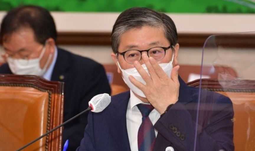  진인 조은산 김현미 유임하라