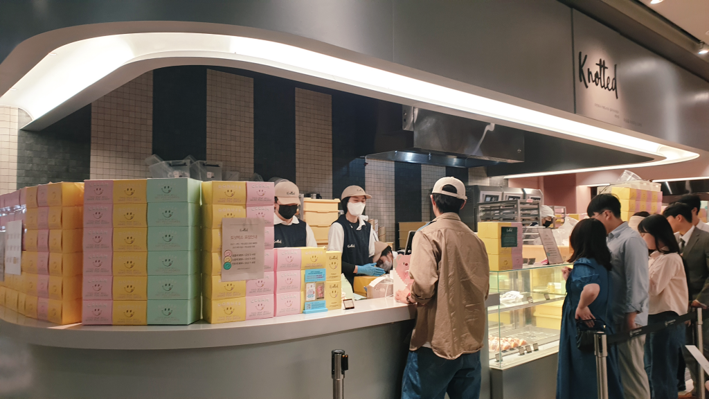 수원 광교 갤러리아백화점 노티드&#44; 이 도넛을 찾는 이유를 알았다.