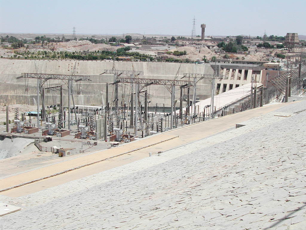 이집트-아스완-하이댐-발전설비