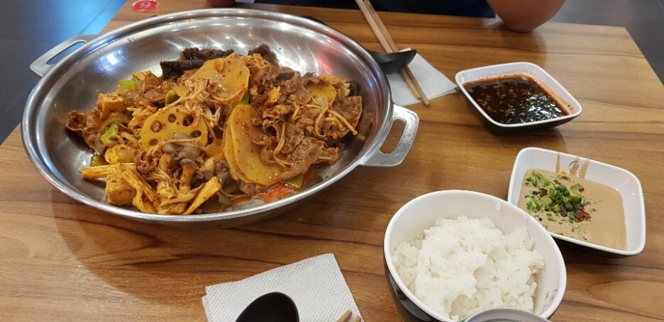  가로수길 마라샹궈 맛집 라공방 본점