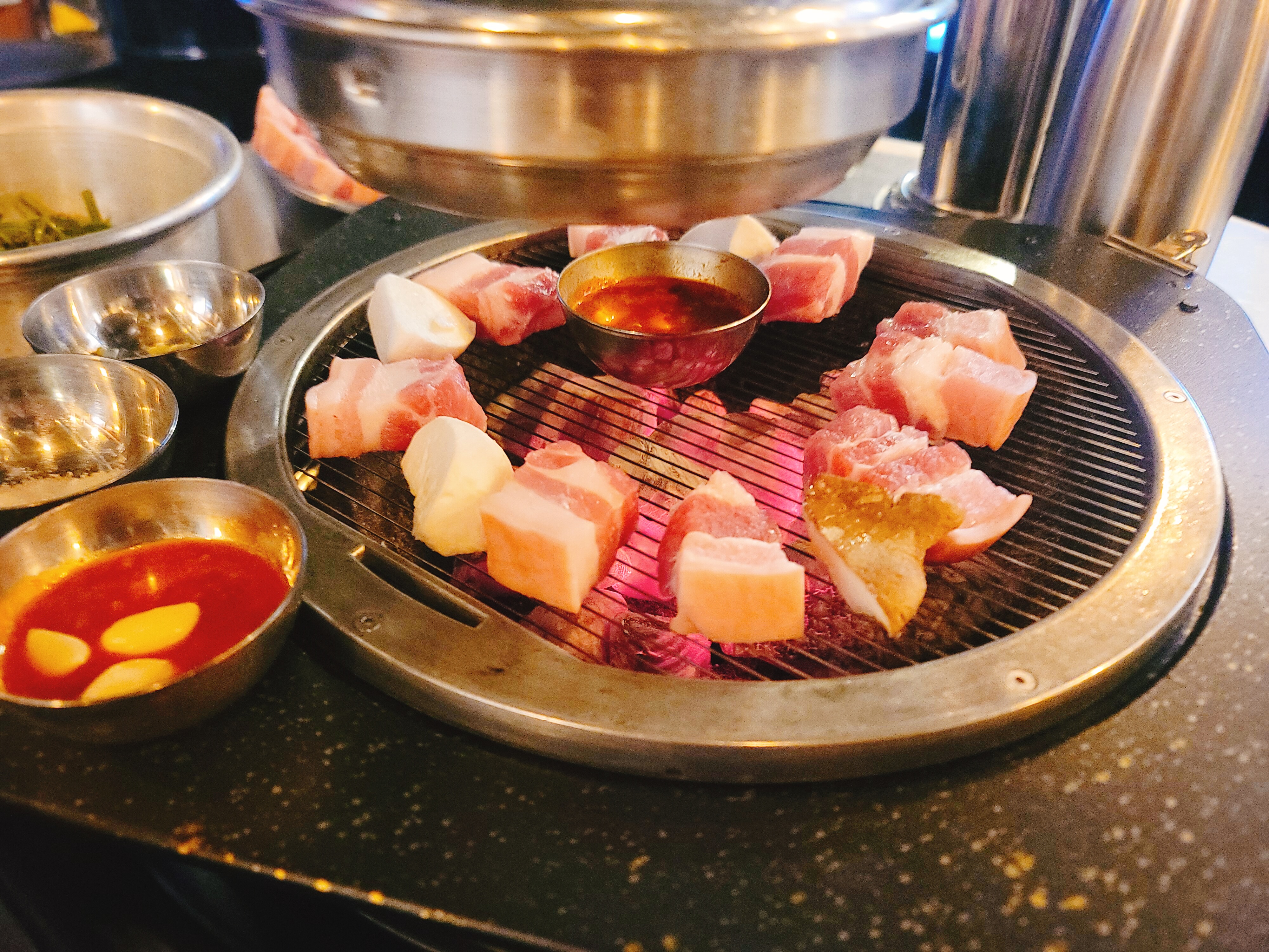  서울 사당역 맛집-드디어 방문한 사당돈(삼겹살 목살 고기 맛집)