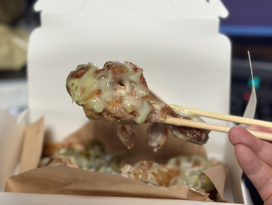  프리미엄 치킨 브랜드 푸라닭 '청양마요 치킨 치즈볼'