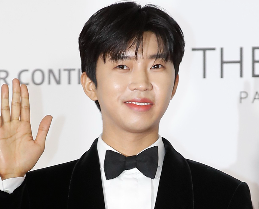  임영웅 미담 팬이어 잔디까지 보호