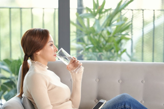 루틴커피 이미지