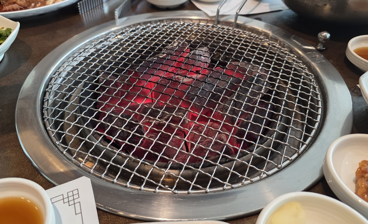 대형숯불돼지갈비 이미지
