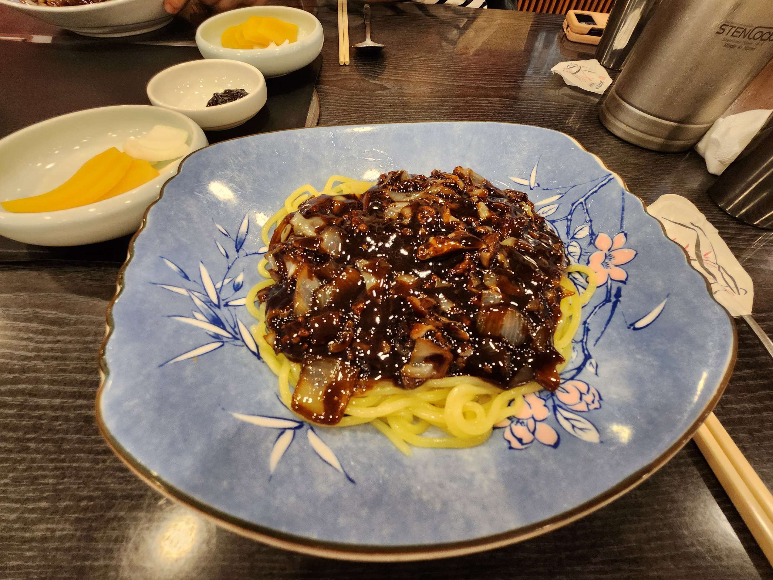 짜장면입니다