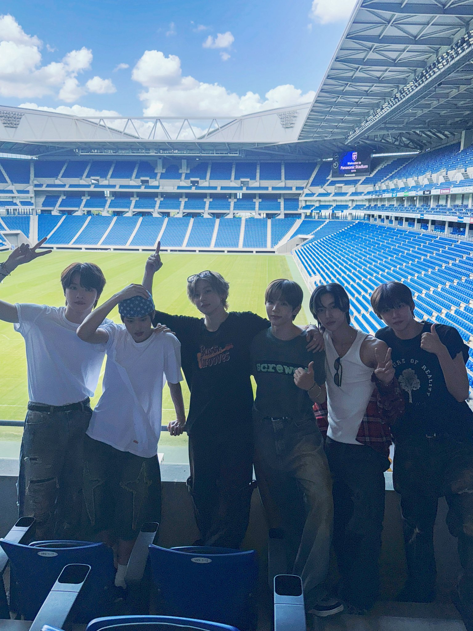 20240818썸머소닉오사카트위터공계가족사진