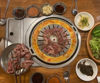 8000원 갈매기살 된장찌개 또는 냉면