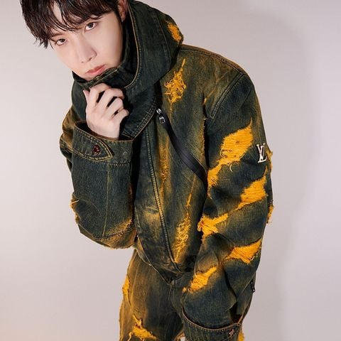 제이홉(J.HOPE) 이미지