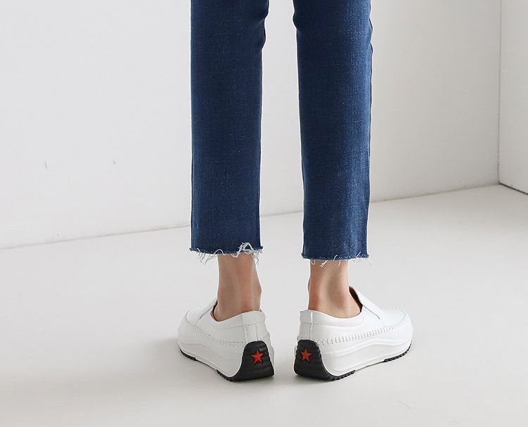  뒷꿈치 별콤비 버튼스티치 양밴딩 4cm 슬립온