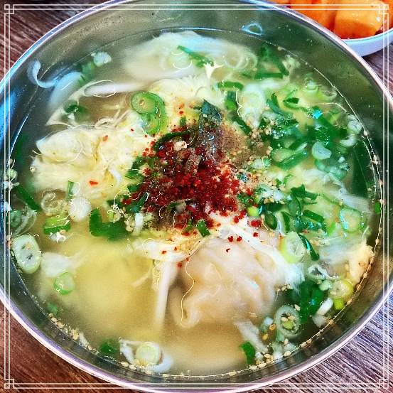  놀토, 놀라운 토요일 이북식만둣국 천박사 퇴마 연구소 이동휘, 김종수, 박소이 대전 대전역 중앙시장 추천 맛집 부추 튀김만두, 만두국 281회 방송 정보