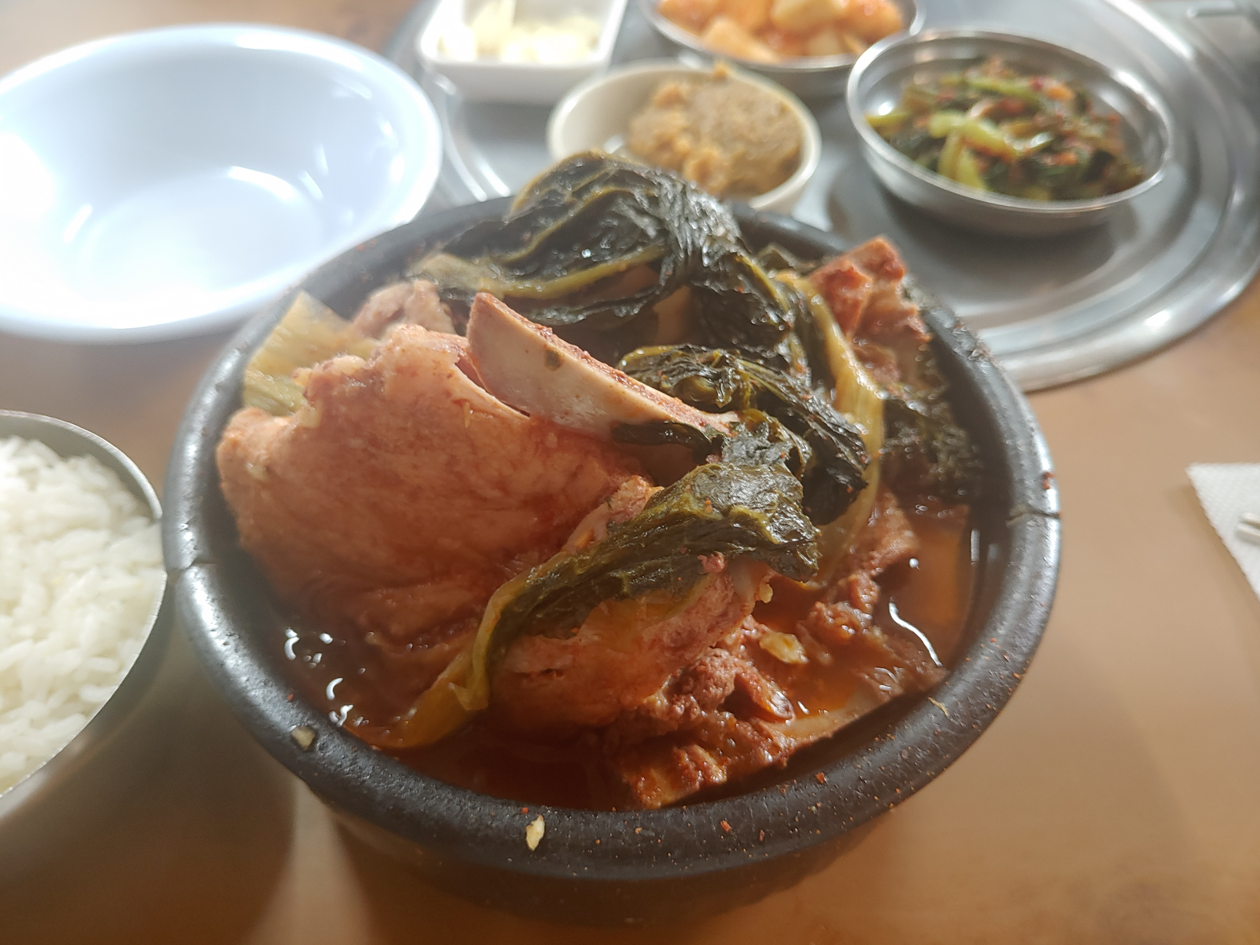  신포동맛집 오래된 전주 감자탕 뼈다귀 해장국 리뷰