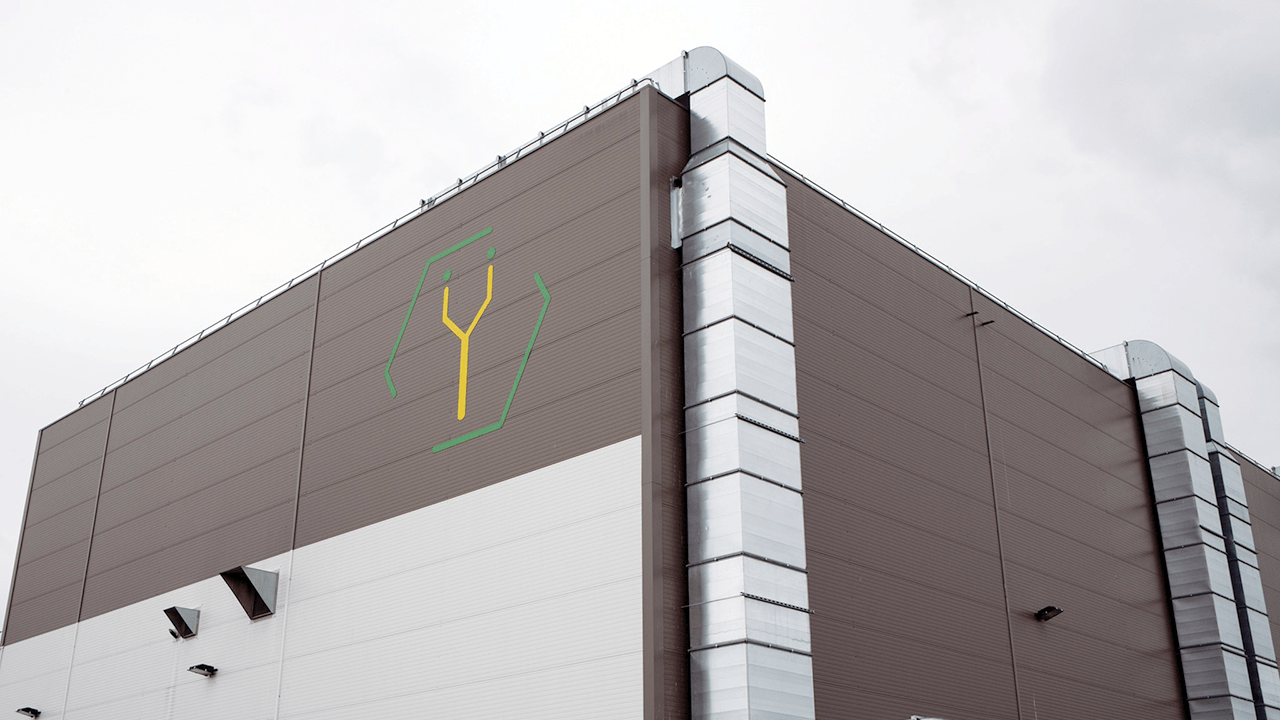  Ÿnsect raises €160 million, but closes Dutch production plant and cuts 20% of workforce