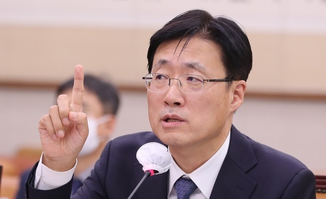 김형두 헌법재판관 프로필 – 출신, 학력, 재산, 가족관계, 정치성향까지 총정리