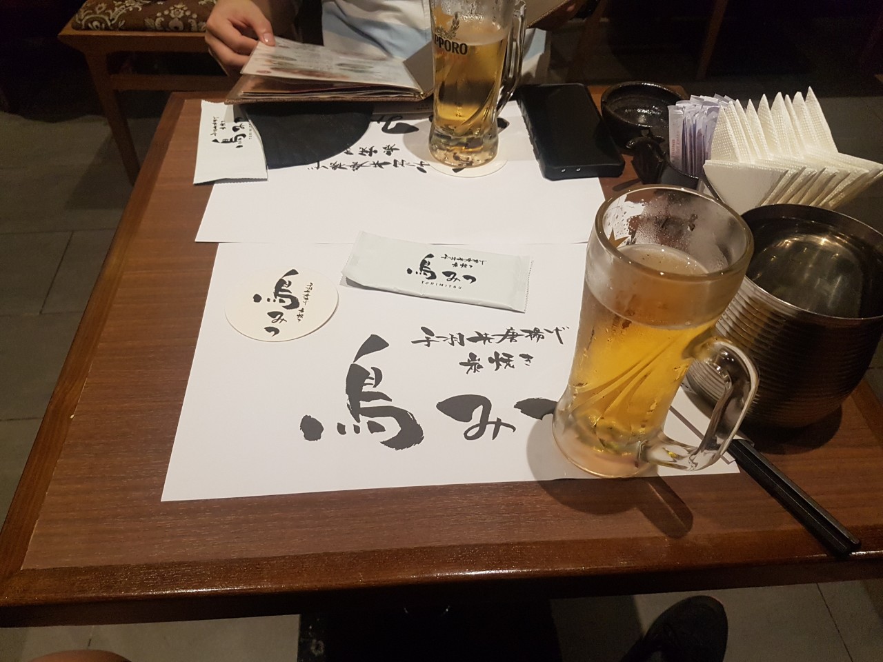Torimitsu-실내-테이블