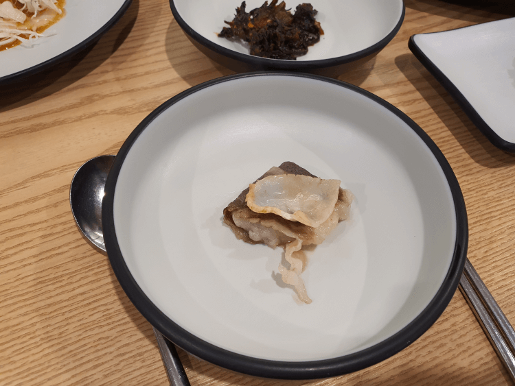 구운차돌삼합사진