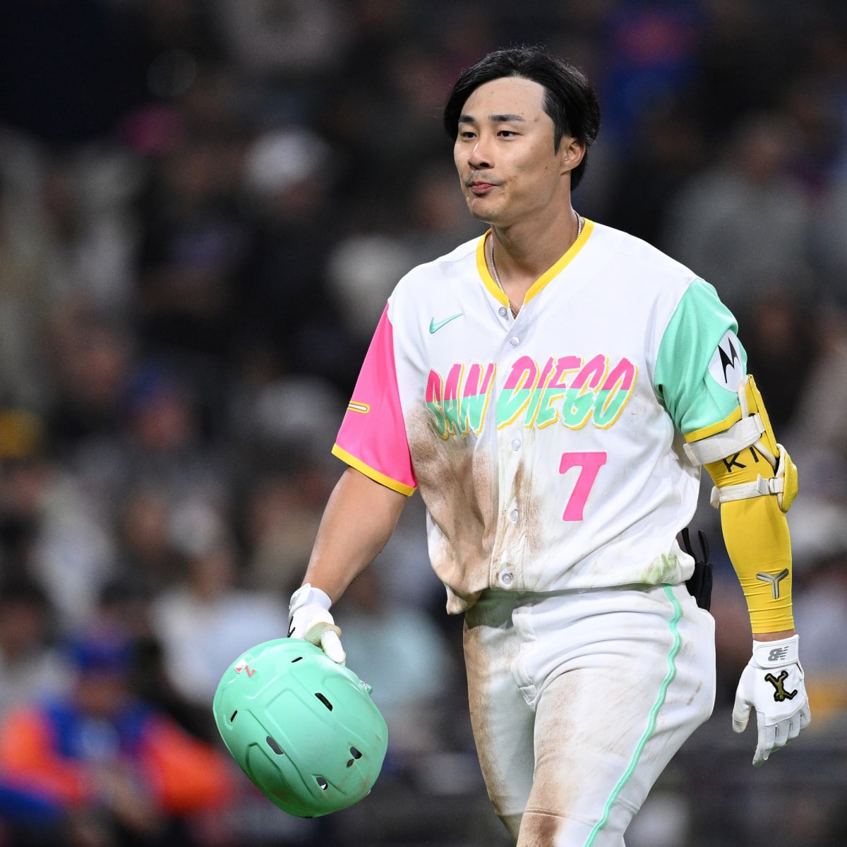  MLB) 김하성 부상, 2타수 1안타 2볼넷, 3출루경기, 20도루