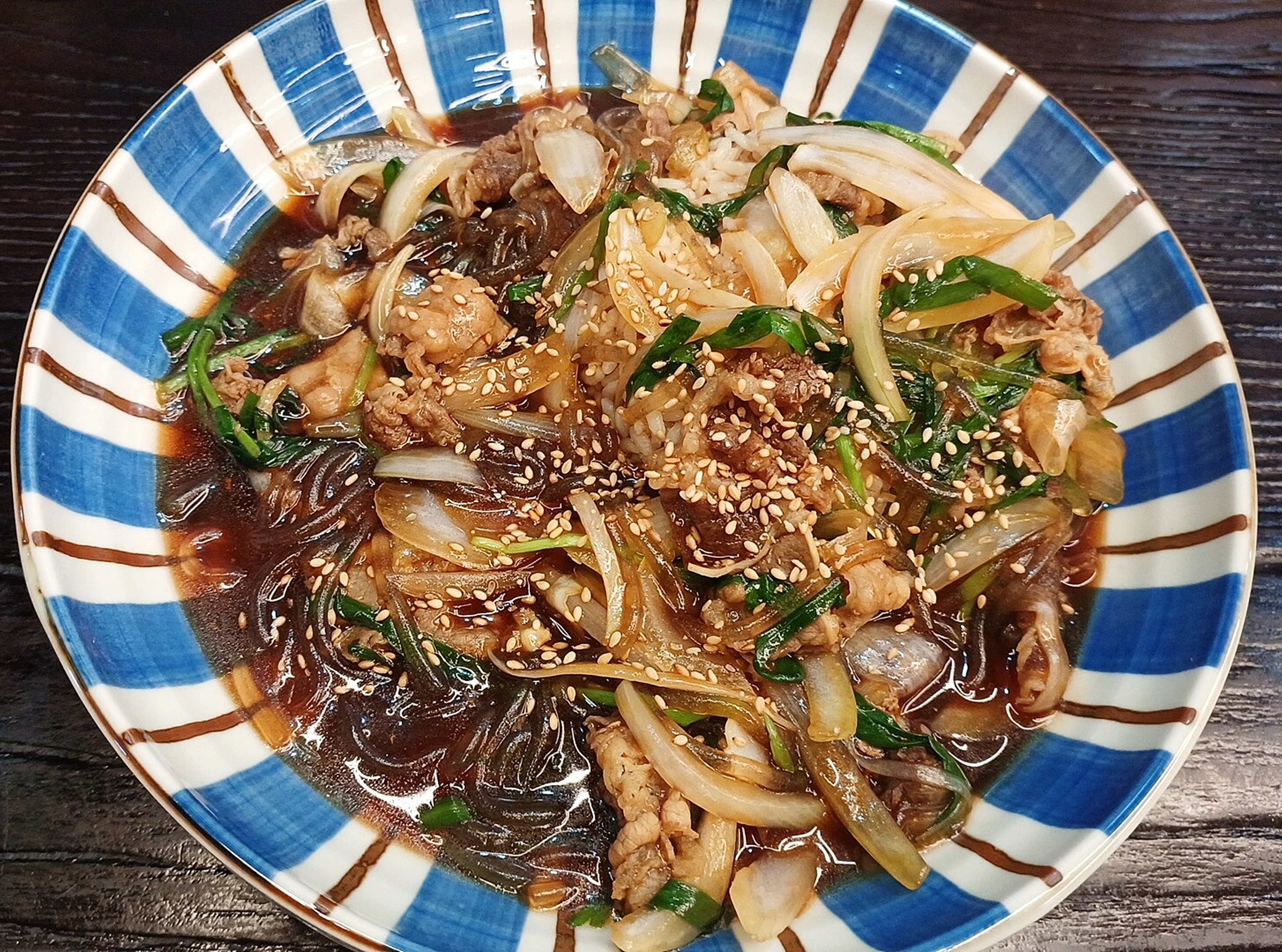 차돌당면 덮밥