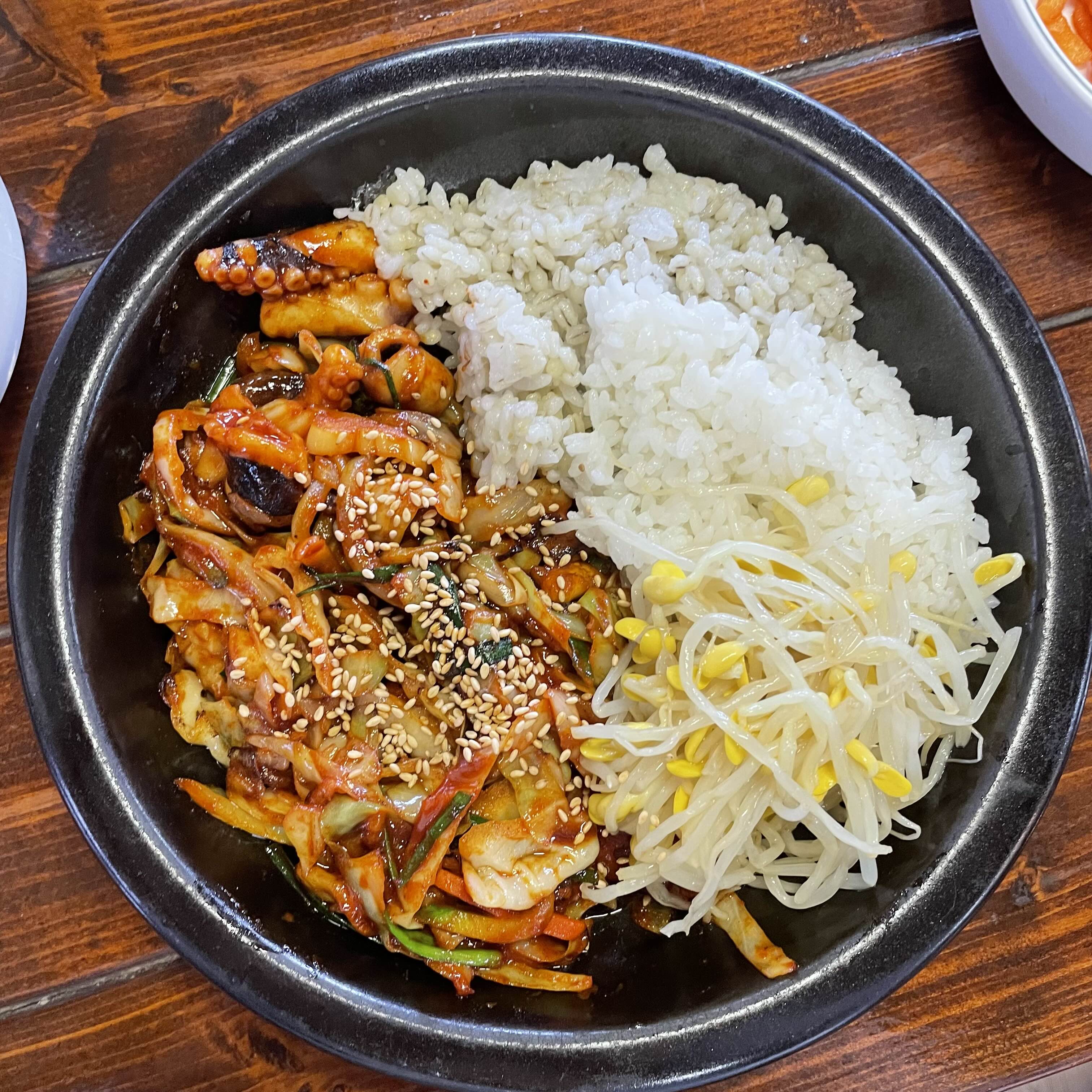 몽촌토성 보리밥 손칼국수 낙지덮밥 사진