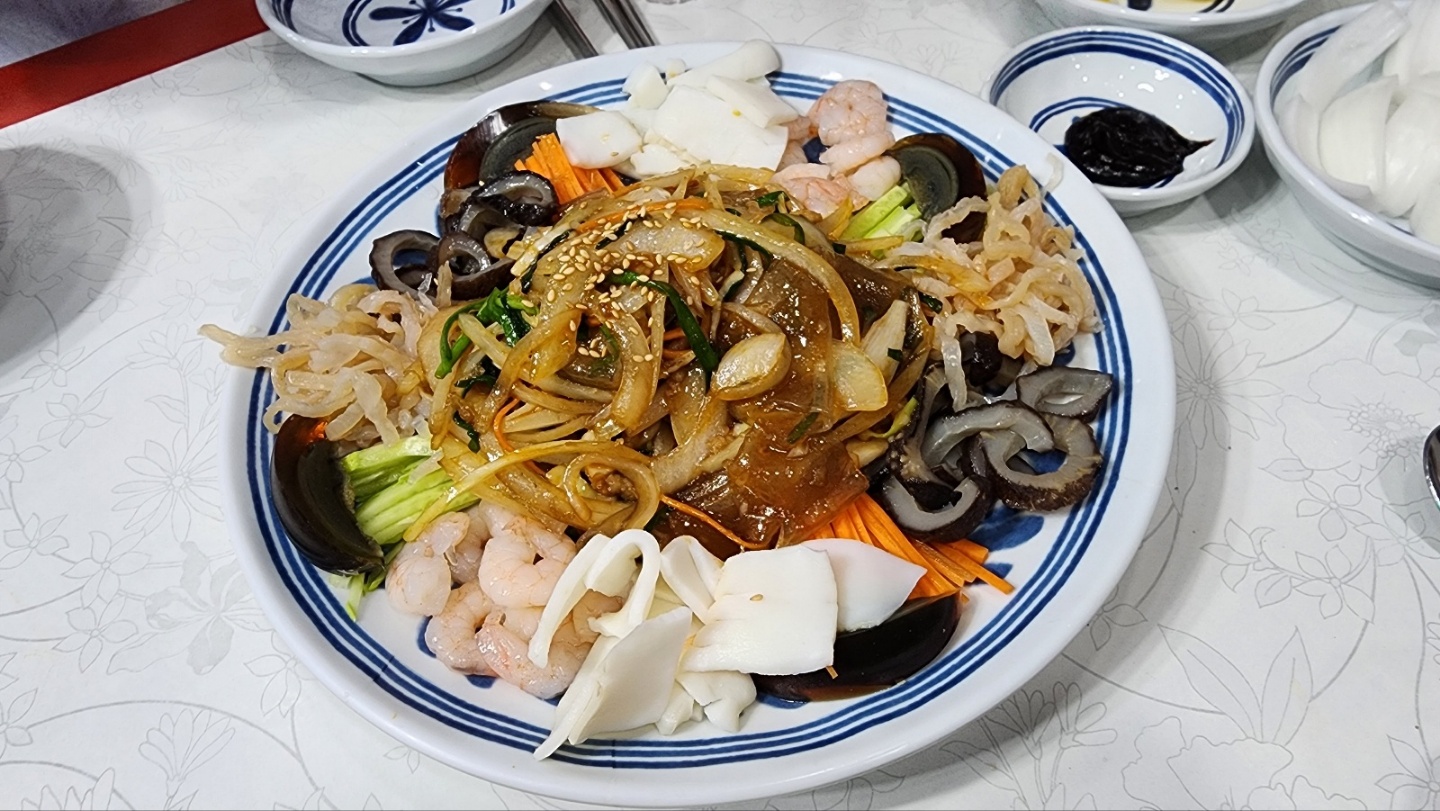  왕십리에서 중국집을 찾는다면, 금룡