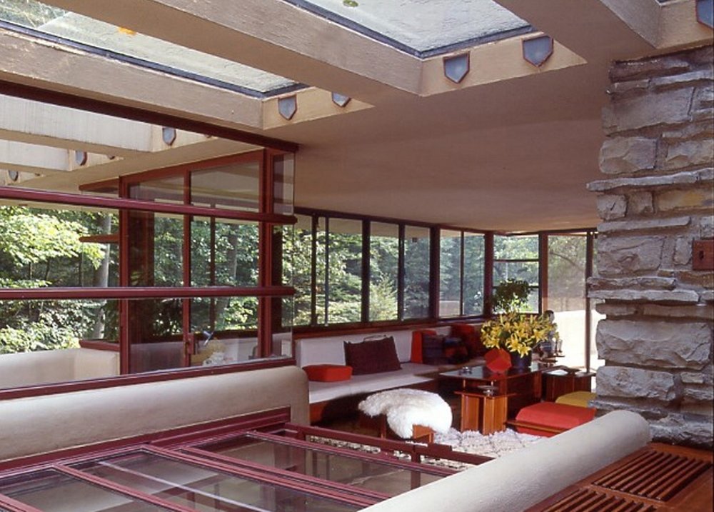 Falling Water_Frank Lloyd Wright_living room