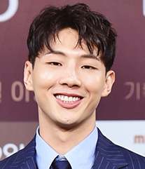  지수, 학폭인정, 자필 사과문, 최강의 학폭과 성폭력 폭로내용 강제 자위 시킴,  학폭인정, 자필 사과문, 최강의 학폭과 성폭력 폭로 내용, 달이 뜨는 강, 달뜨강은 배우교체 재촬영? 손해배상 ..