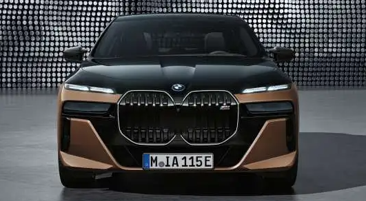 BMW i7 M70 xDrive 가격 제원 견적