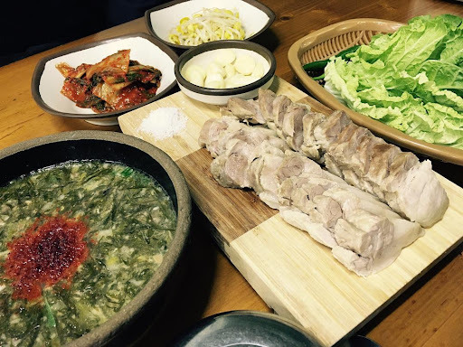 제주 몸국 돔베고기 맛집, 신설오름