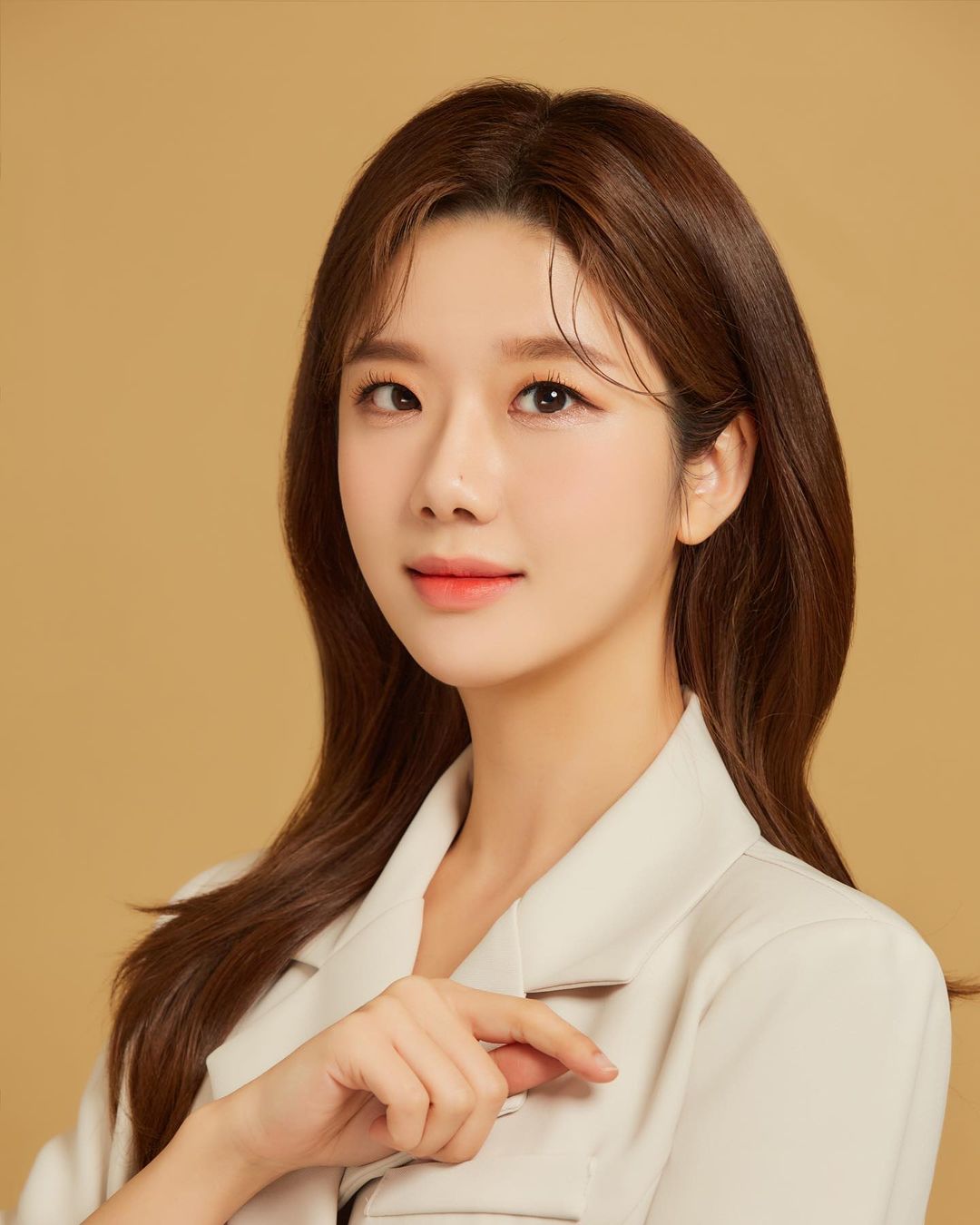  SBS 아나운서 유미라 인스타그램 셀카 사진들 모음