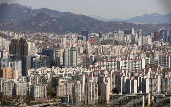  공공 사랑 문 정부, 여의도 26배 면적의 수도권 땅 수용