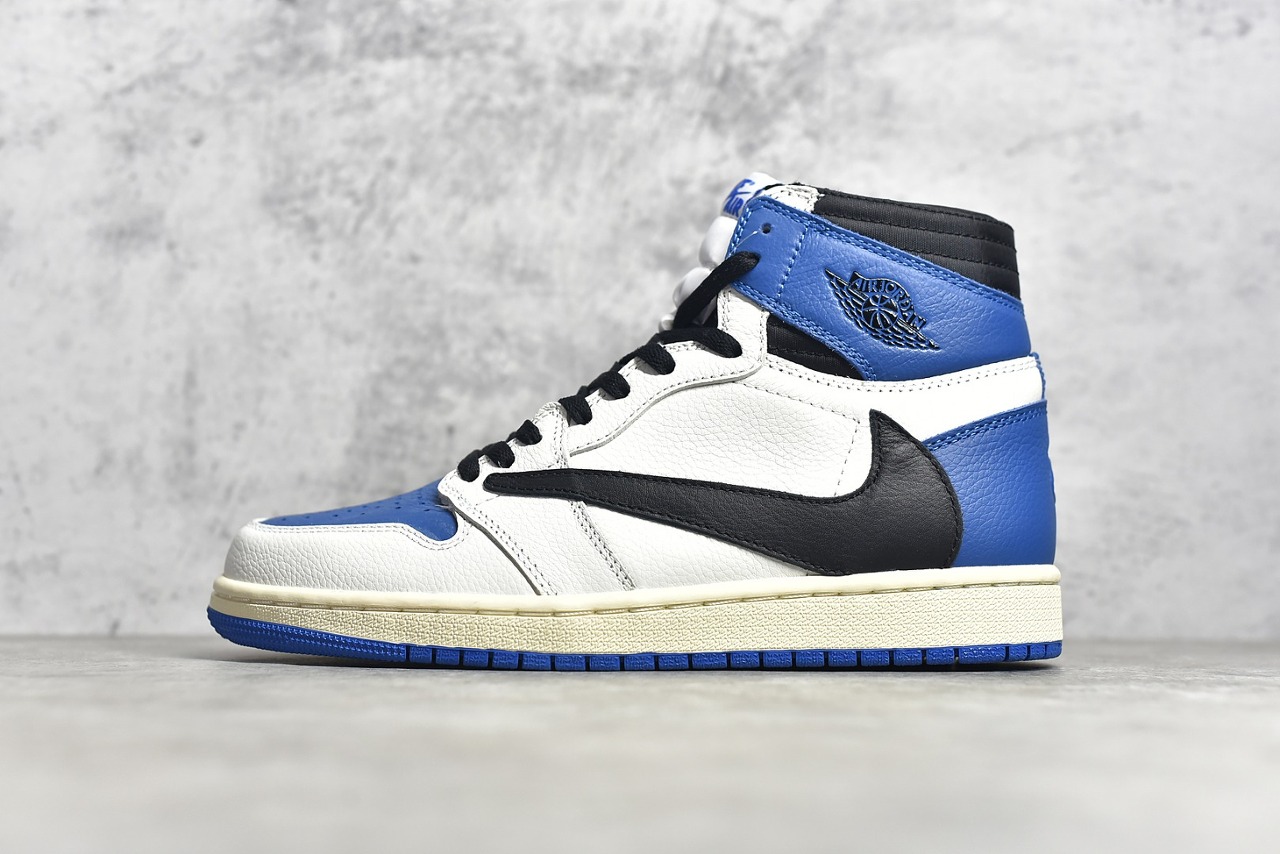  [NIKE x TRAVIS SCOTT x FRAGMENT] PK 나이키 X 트래비스스캇 X 프라그먼트 에어 조던1 레트로 하이 OG