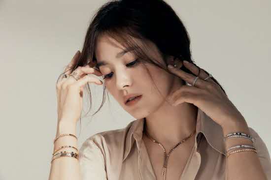  송혜교 화보 이미지 고착화 안타까운 이유