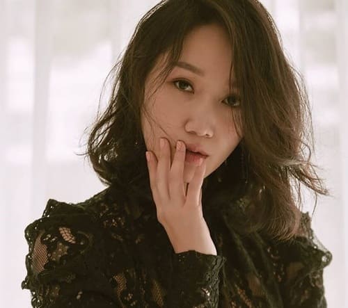 박보경 (장미숙 역)