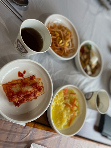 백숙 및 밑반찬