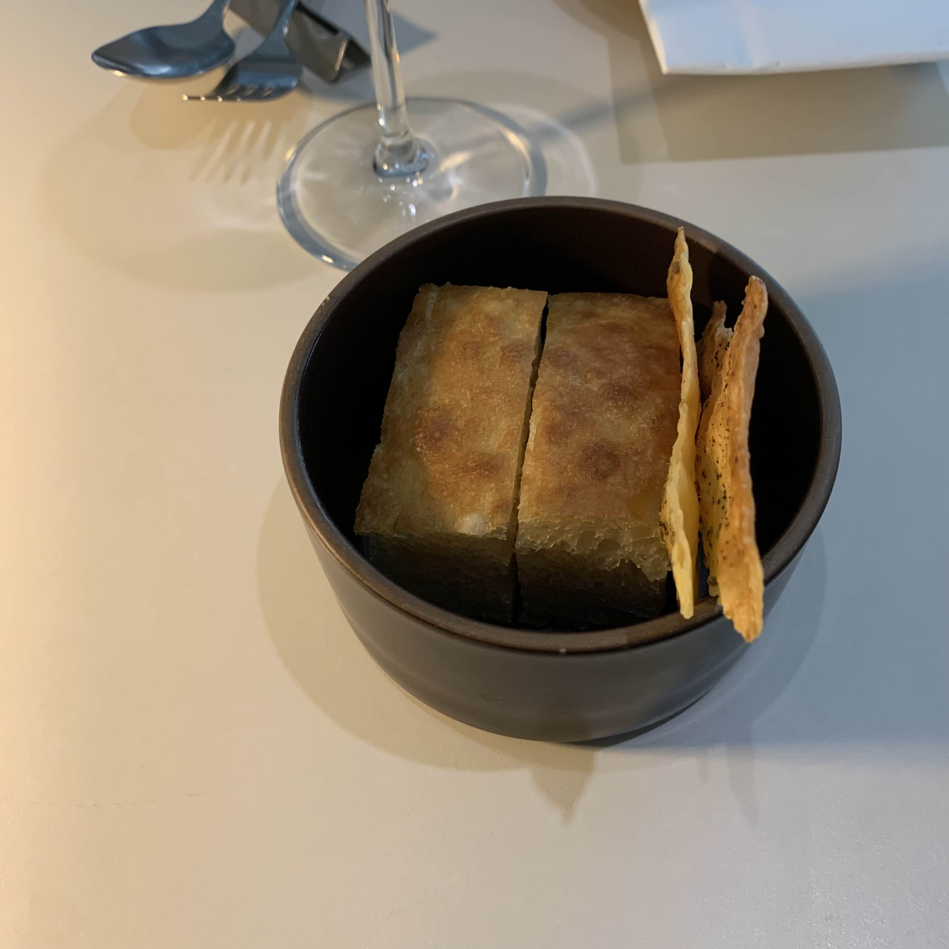 더이탈리안클럽 식전빵