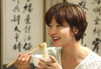 이혼 가정의 딸이라고 깽판 치고 귓방망이 날린 남자친구 엄마 이제야 사태 파악이 됐는지 싹싹 빌지만…용서란 없습니다.