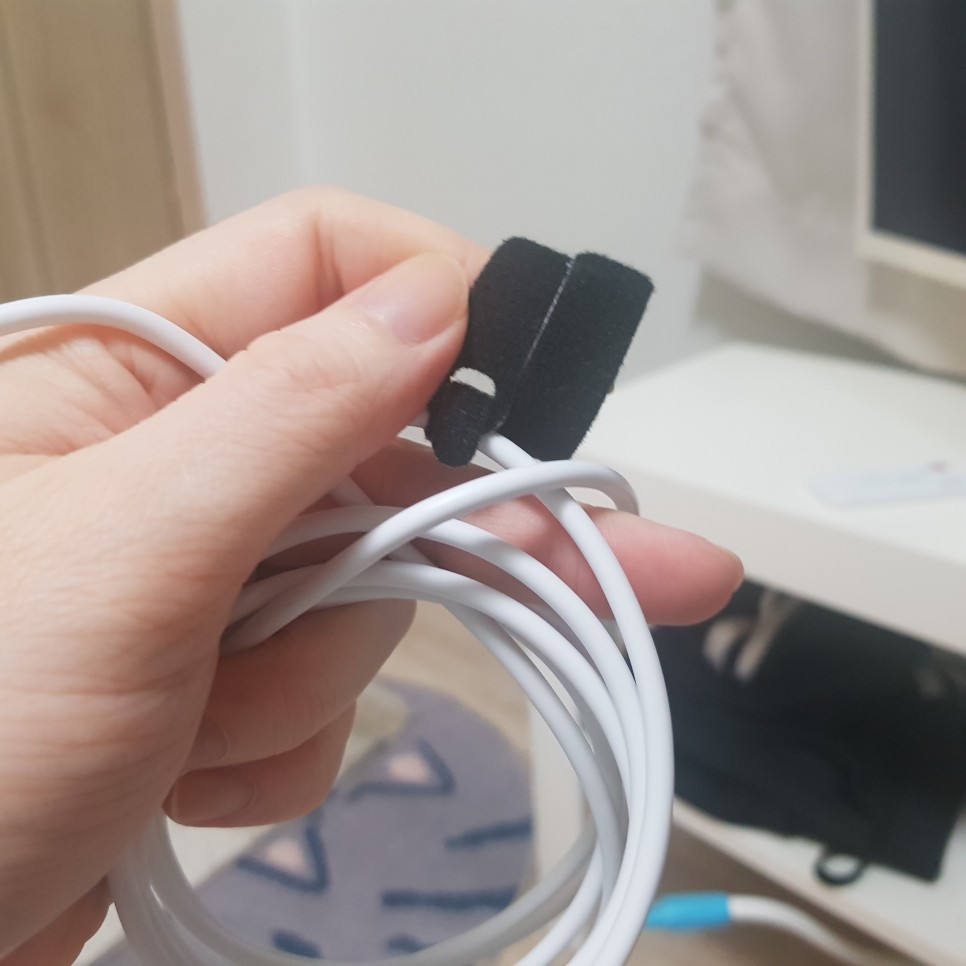 8 스마트폰 TV 미러링케이블 SGV-100K 넷플릭스 TV연결 갤럭시노트 17