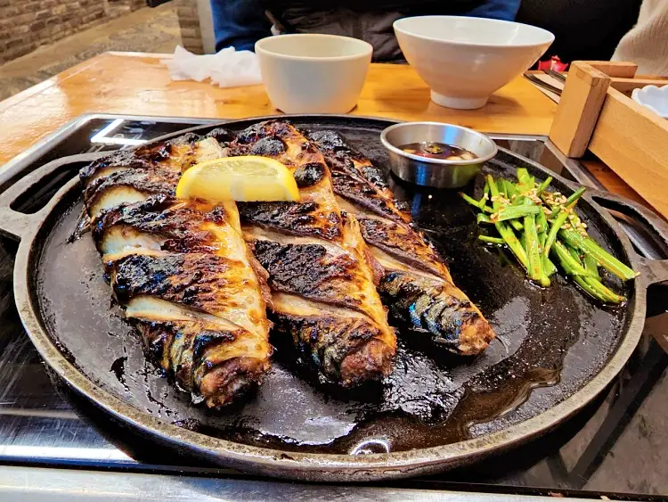 투데이 맛있는 메뉴 맛대맛 솥밥에 화덕에 구운 생선구이 맛있는 식당 추천 부산 광안리 해수욕장 생선구이집 맛집