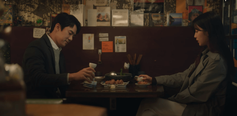 사랑의 이해 11회, 하상수와 안수영의 술자리에서의 거짓말게임(출처: 넷플릭스)