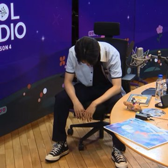 한여름에 극한직업인 아이돌 스케쥴 따라다니는 곰돌이 | 인스티즈