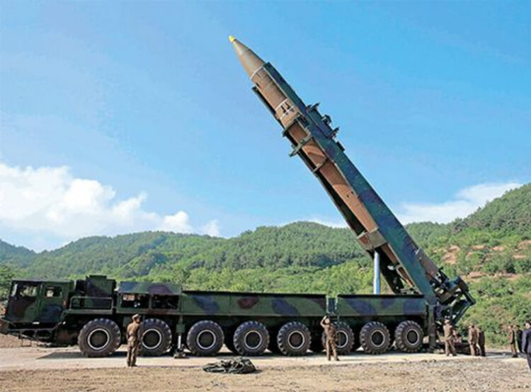 북한 ICBM 화성-14