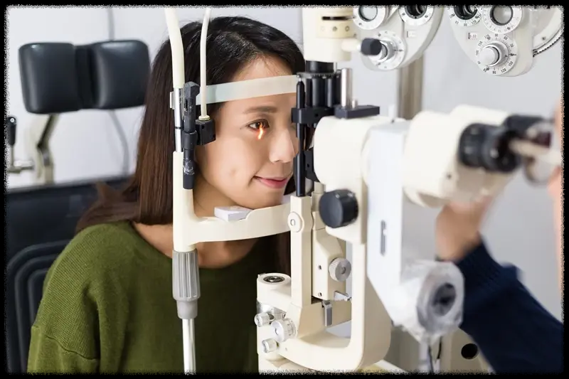  방학·휴가 때 쌍꺼풀수술과 라식수술을 함께하면 안 되는 이유
