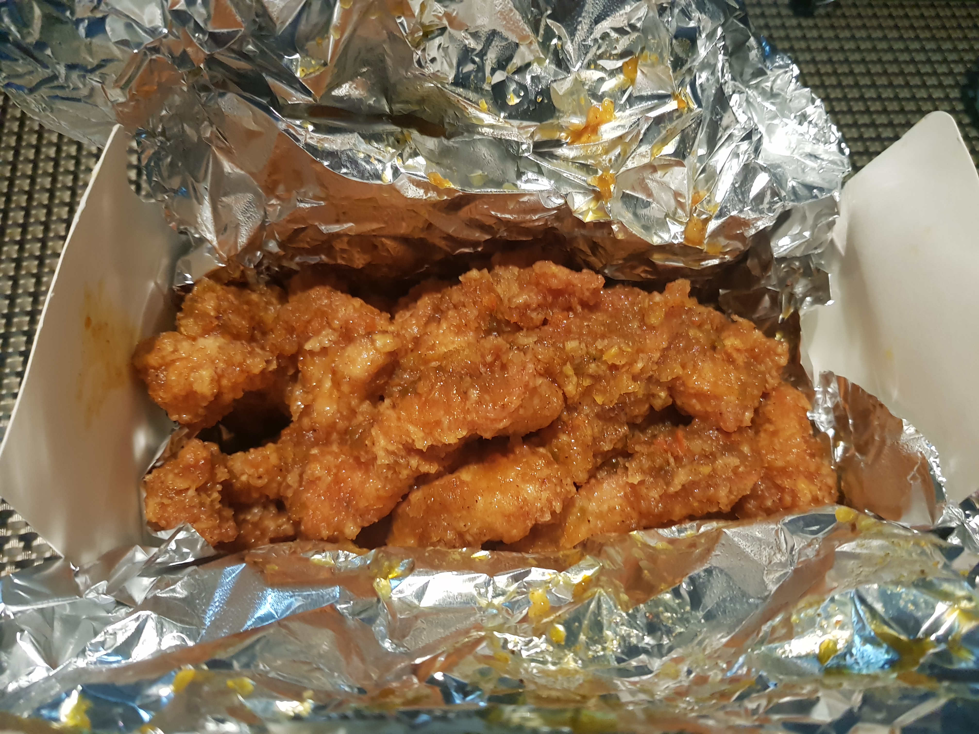  임영웅의 티바두마리치킨 메뉴 추천! 커리양념 순살이 맛있어요~