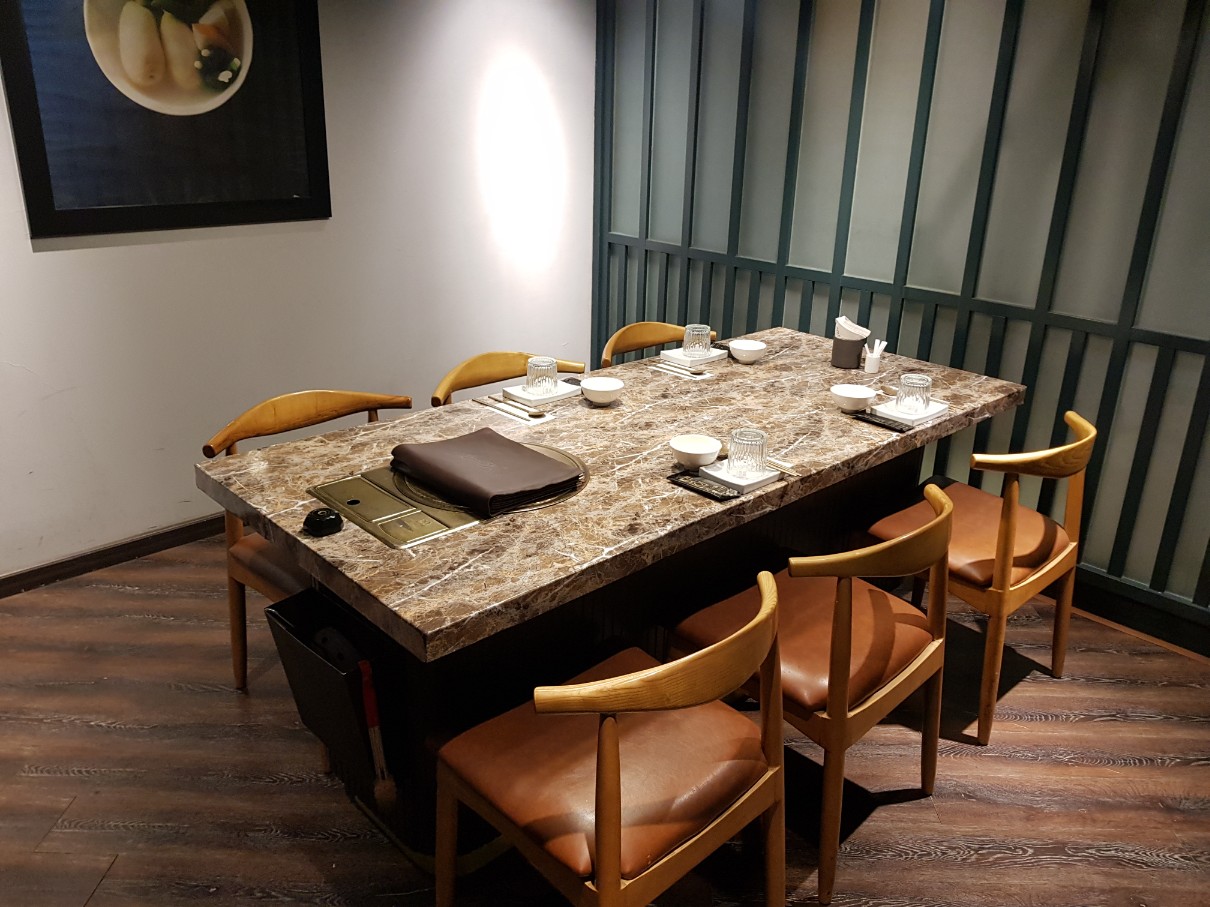 호치민 2군 타오디엔 프리미엄 소고기 전문점 Kitchen Seoul - 2&#44; 3층 프라이빗 룸