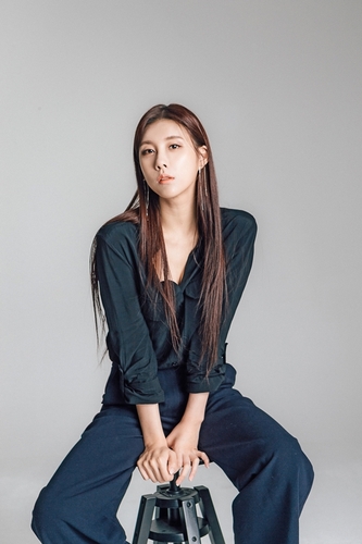 스테파니-프로필_근황_남자친구_브래디_앤더슨_나이_차_누구