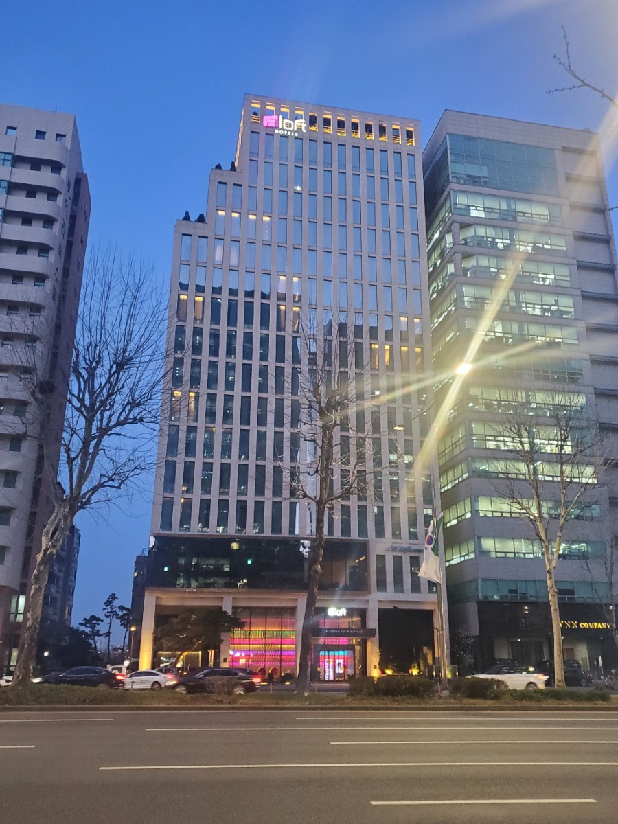  알로프트 서울 강남 시크 리버룸