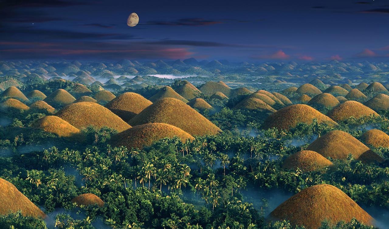 이색 여행지를 찾으시나요?! The Chocolate Hills, Philippines