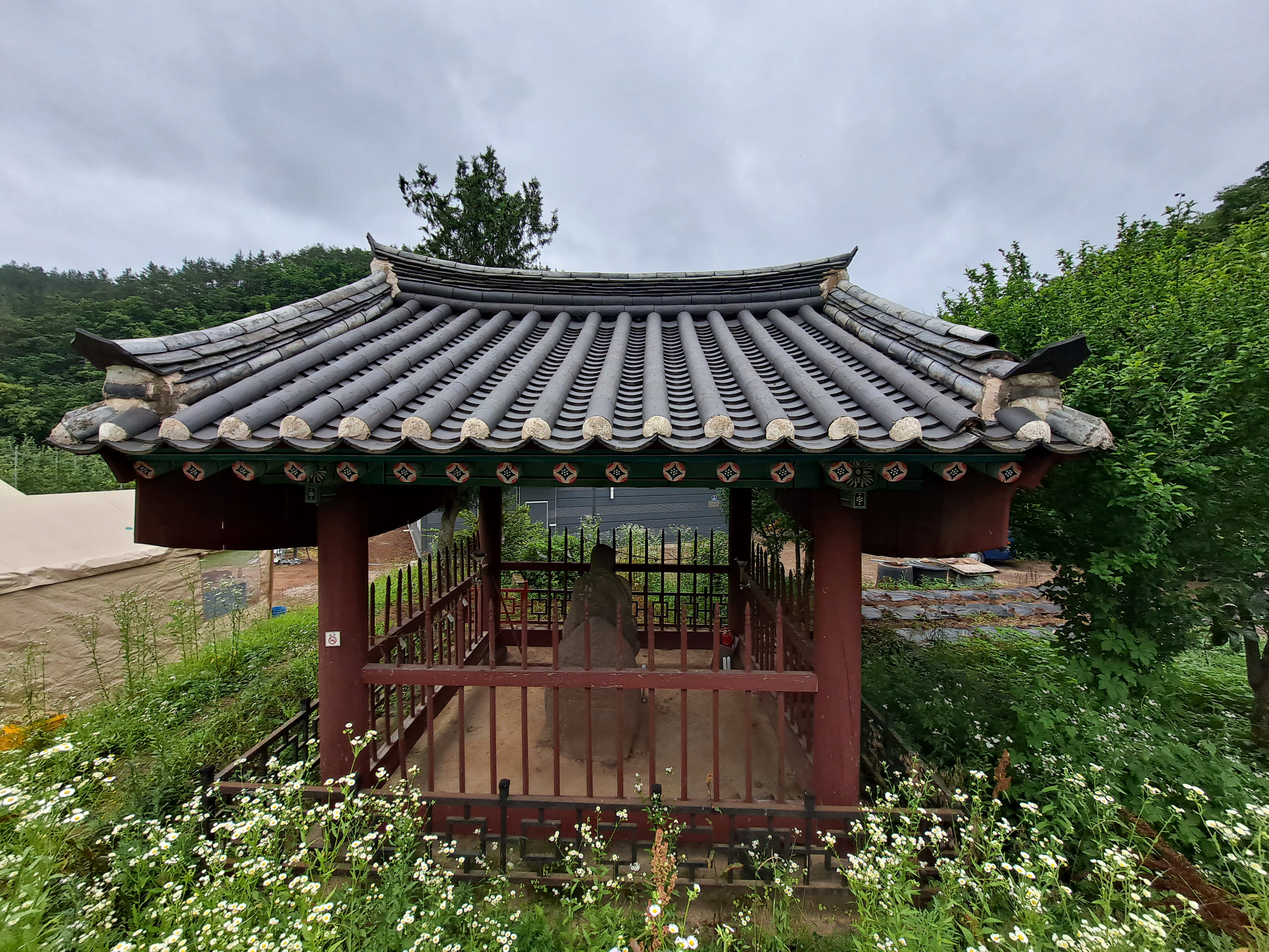  영양 연당동 석불좌상