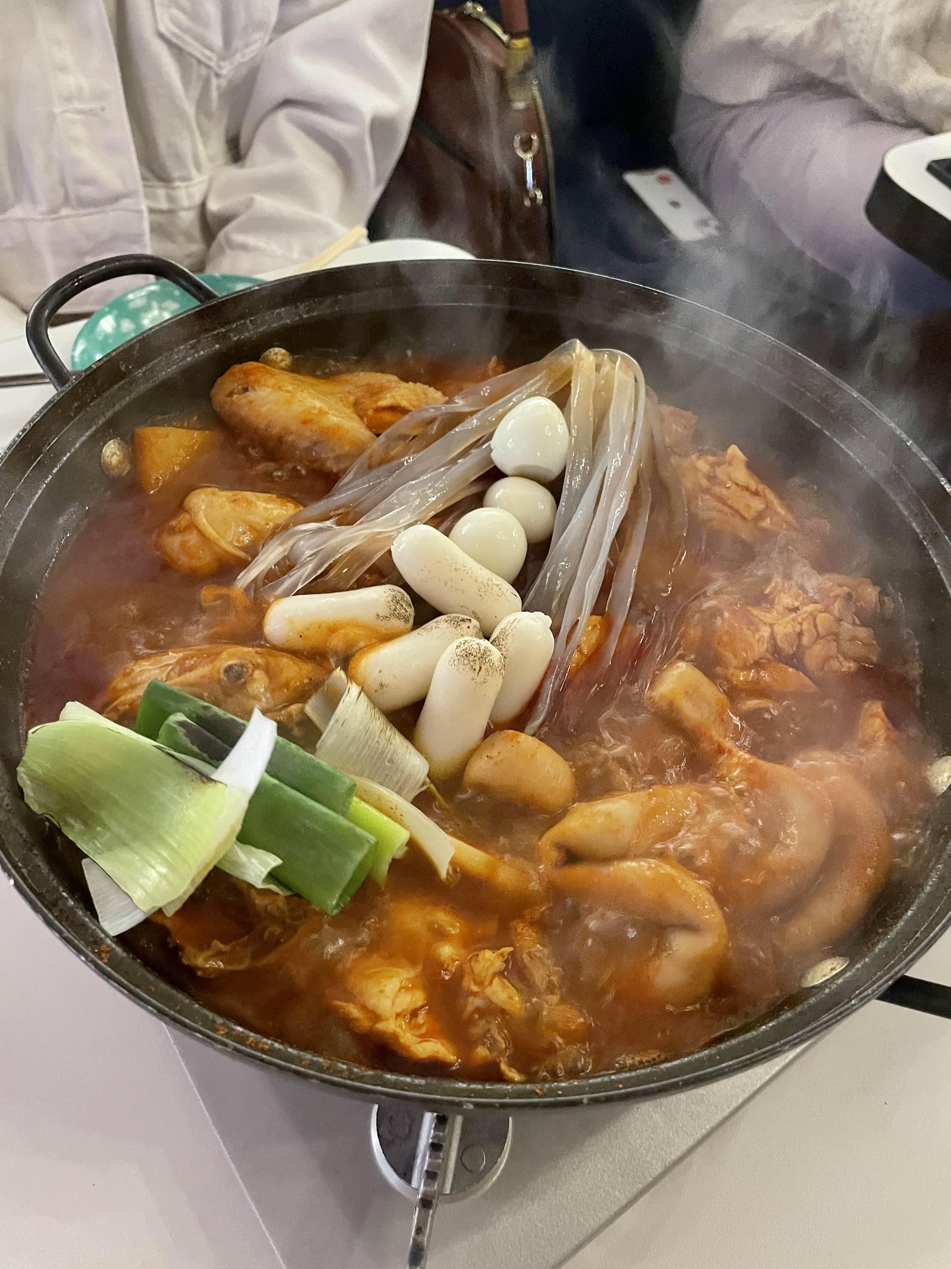  [합정] 매콤해서 자꾸 생각나는 곱도리탕, 닭도리탕 맛집 <매운집>