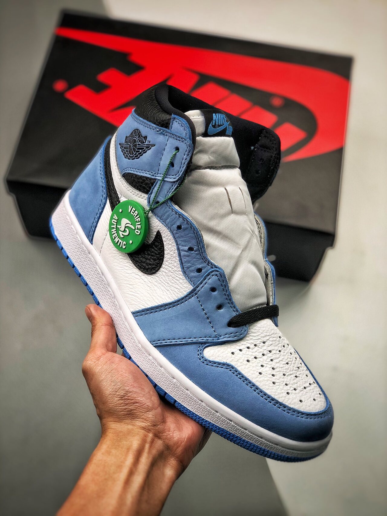  [NIKE] S2 나이키 에어 조던1 레트로 하이 OG 유니버시티 블루 UNIVERSITY BLUE 555088-134